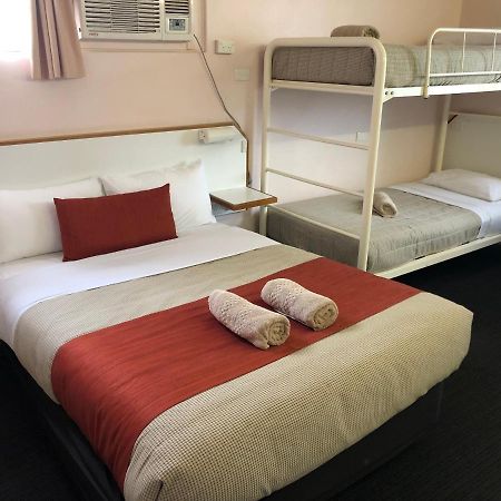 كوتاموندرا Bradman Motor Inn المظهر الخارجي الصورة