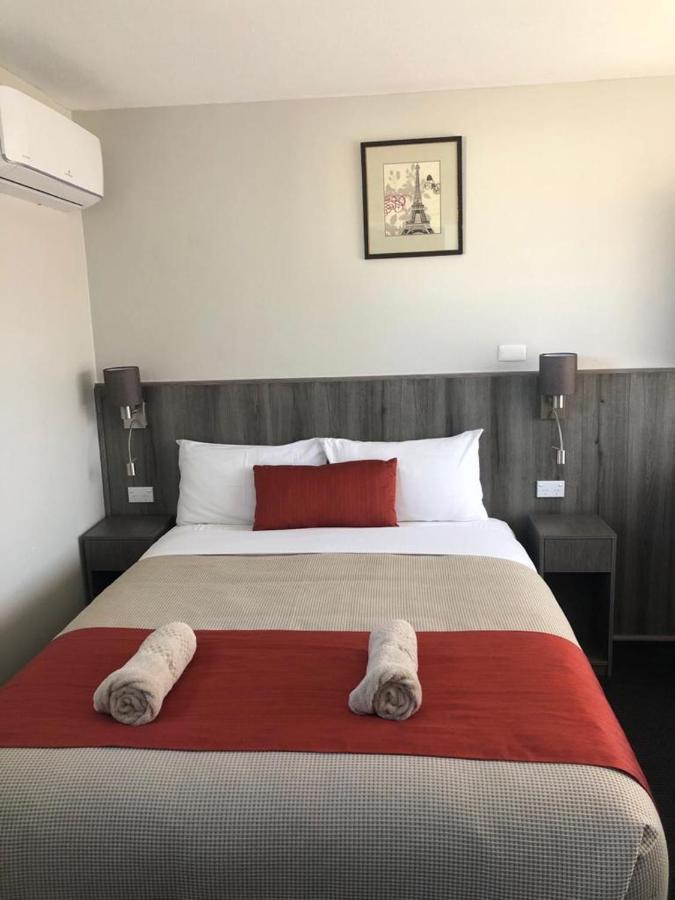 كوتاموندرا Bradman Motor Inn المظهر الخارجي الصورة