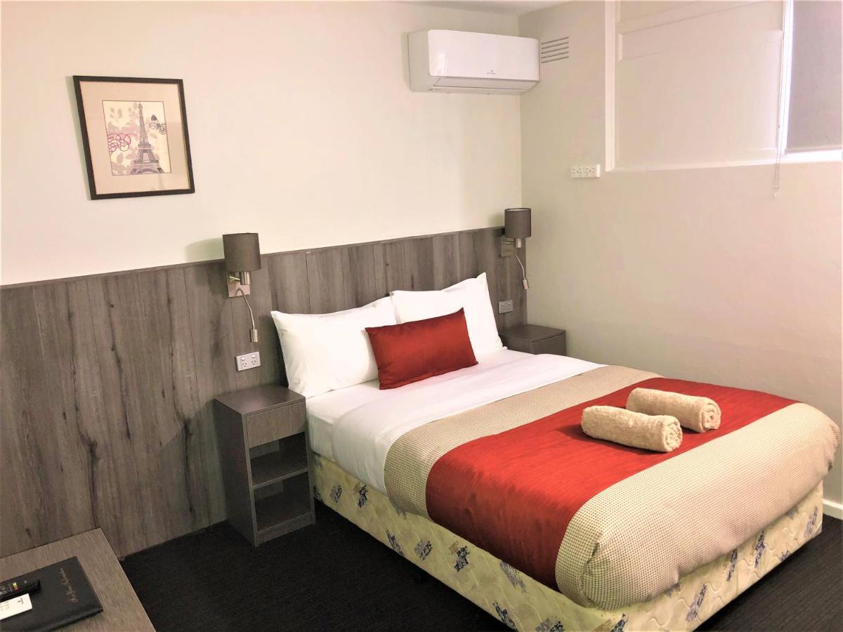 كوتاموندرا Bradman Motor Inn المظهر الخارجي الصورة