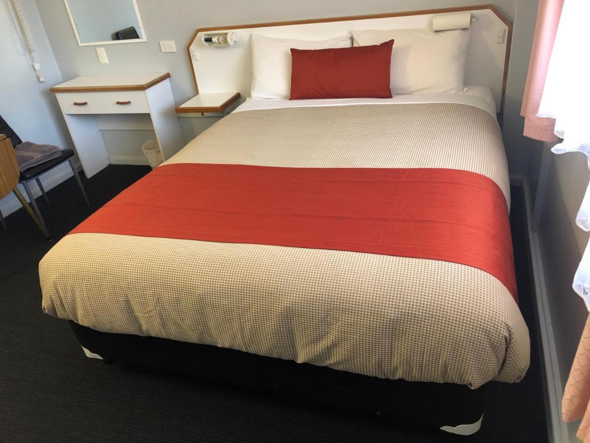 كوتاموندرا Bradman Motor Inn المظهر الخارجي الصورة